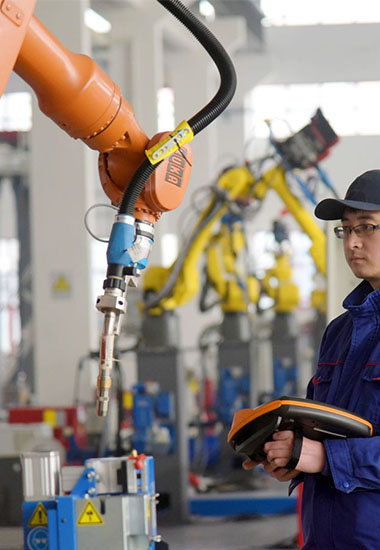 嚴(yán)格檢測(cè) 追求質(zhì)量